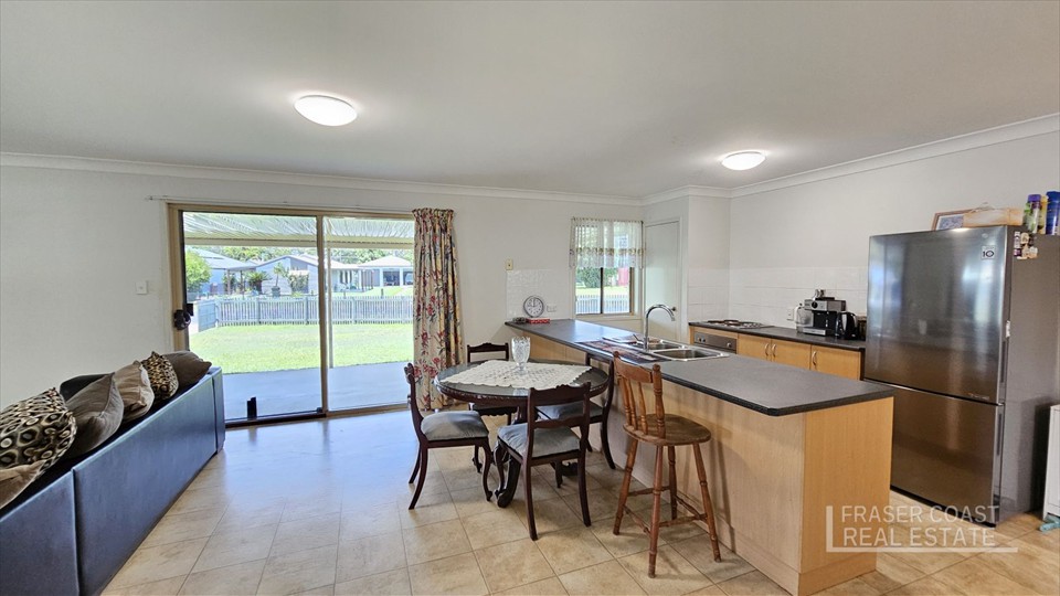142 Cockatoo Court, Poona - Thumbnail 2